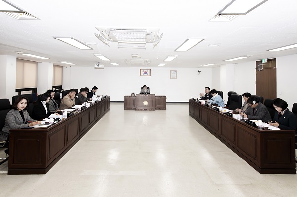 김포시의회가 지난 3일 4월 월례회의를 개최했다.(사진=김포시의회)
